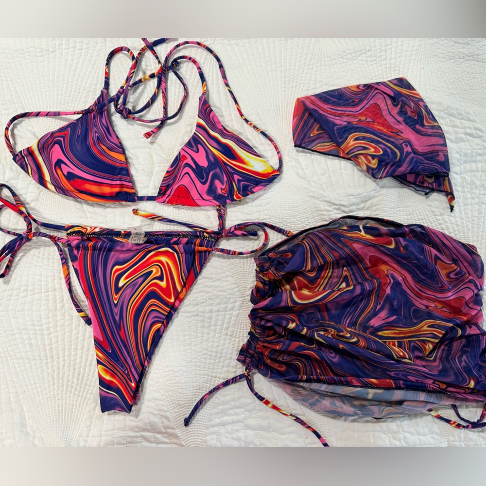SHEIN Swim Summer Beach Abstract Fluid Pattern Bikini Set